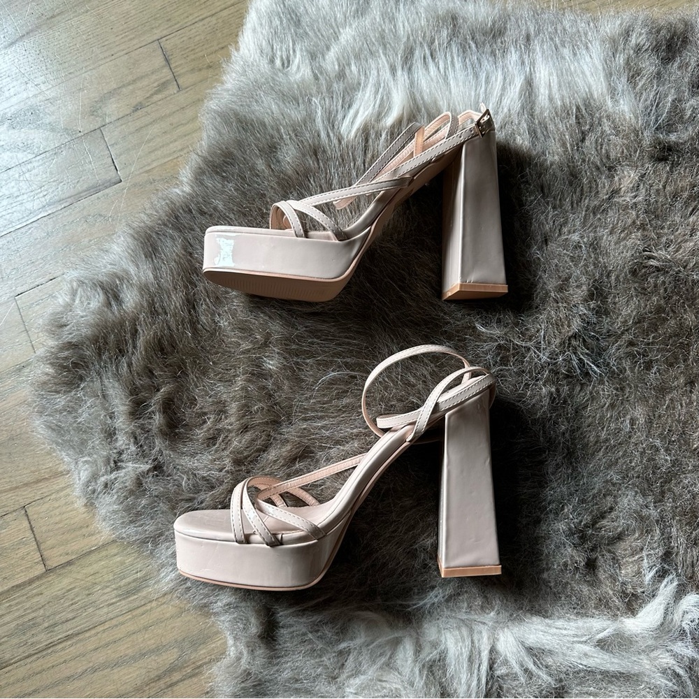 RAID Fia Platform Patent Heels - Size 10 - Blush - Never worn! - Picture 3 of 9